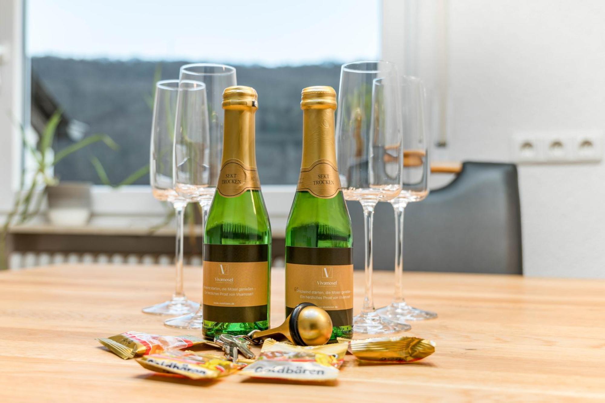 קלוטן Riesling Appartement For 2 - 4 People - Billiards - Balcony With Mosel View - Parking - Wine Barrel Bar - Fully Equipped Kitchen - Netflix - Waiputv - 3 Km From Cochem מראה חיצוני תמונה