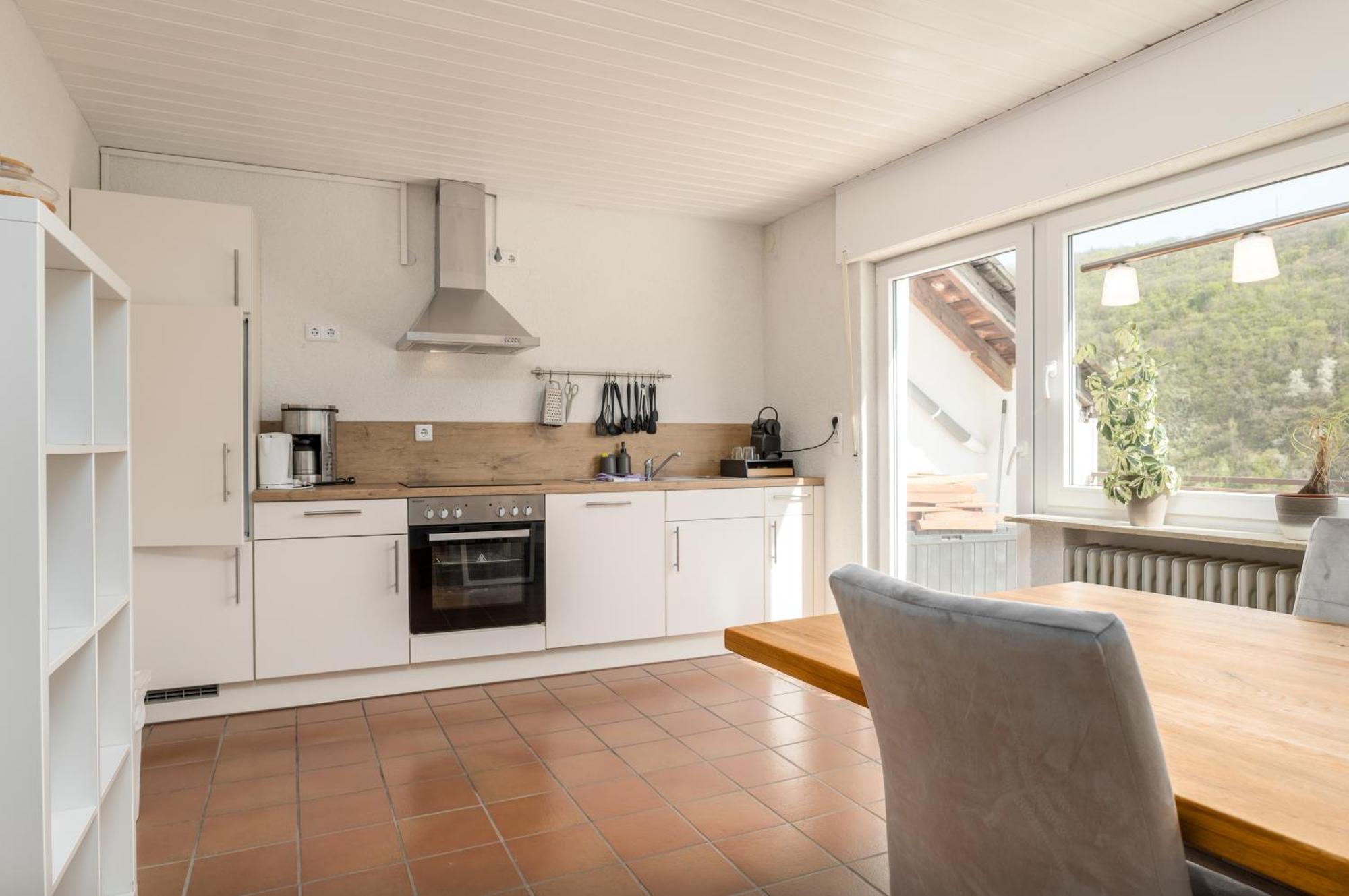 קלוטן Riesling Appartement For 2 - 4 People - Billiards - Balcony With Mosel View - Parking - Wine Barrel Bar - Fully Equipped Kitchen - Netflix - Waiputv - 3 Km From Cochem מראה חיצוני תמונה