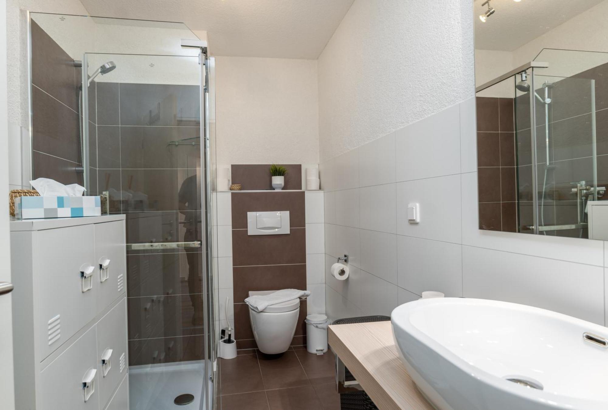 קלוטן Riesling Appartement For 2 - 4 People - Billiards - Balcony With Mosel View - Parking - Wine Barrel Bar - Fully Equipped Kitchen - Netflix - Waiputv - 3 Km From Cochem מראה חיצוני תמונה