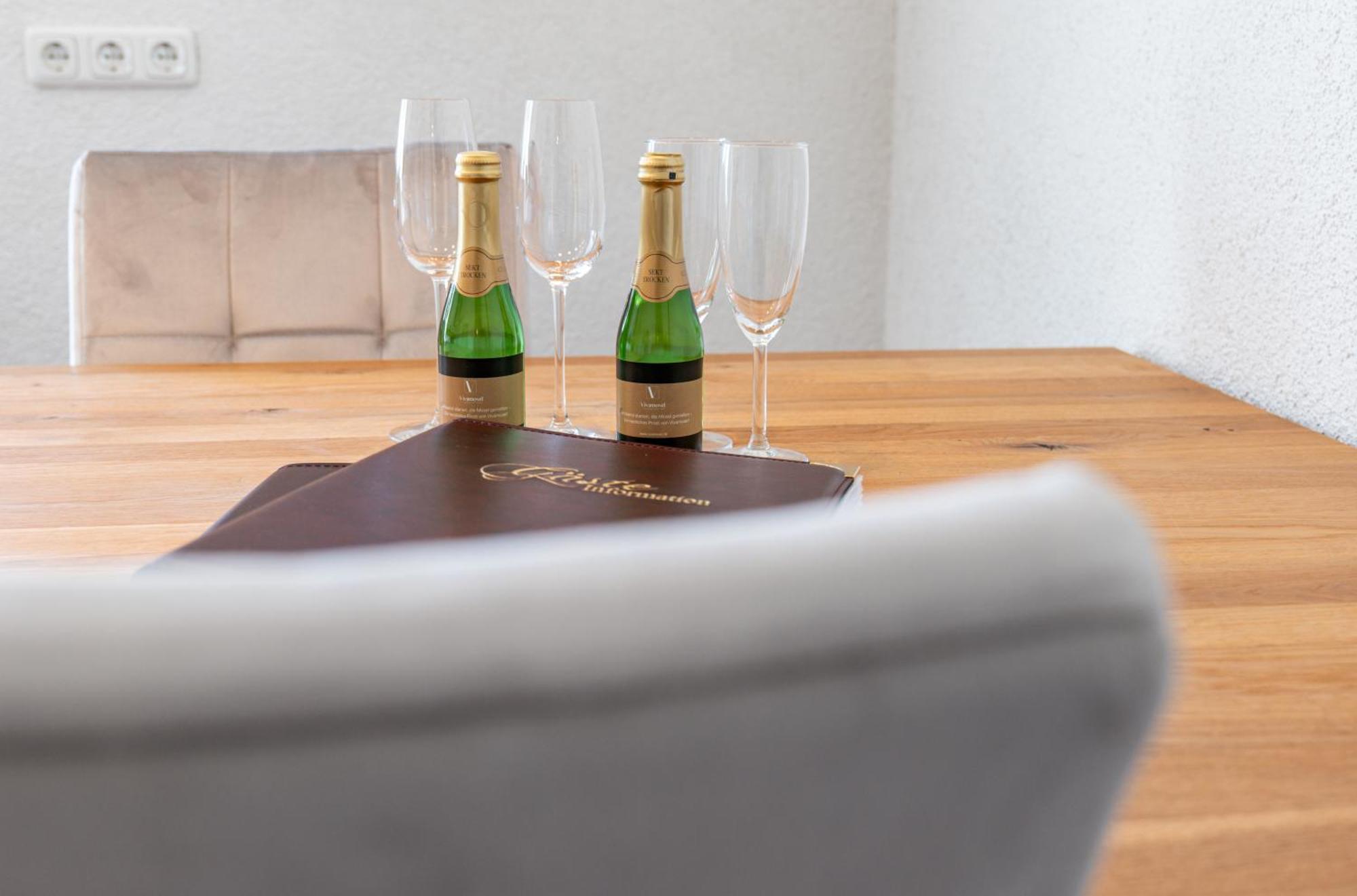 קלוטן Riesling Appartement For 2 - 4 People - Billiards - Balcony With Mosel View - Parking - Wine Barrel Bar - Fully Equipped Kitchen - Netflix - Waiputv - 3 Km From Cochem מראה חיצוני תמונה