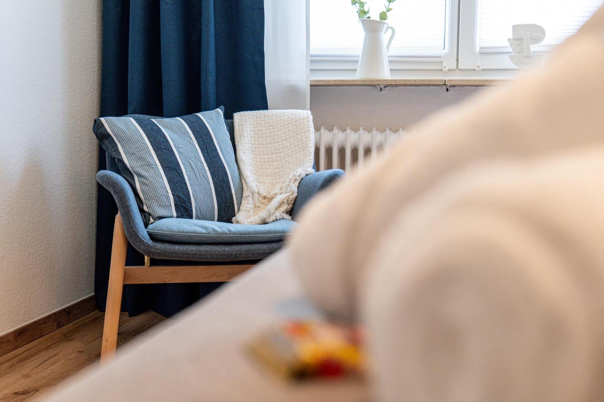 קלוטן Riesling Appartement For 2 - 4 People - Billiards - Balcony With Mosel View - Parking - Wine Barrel Bar - Fully Equipped Kitchen - Netflix - Waiputv - 3 Km From Cochem מראה חיצוני תמונה